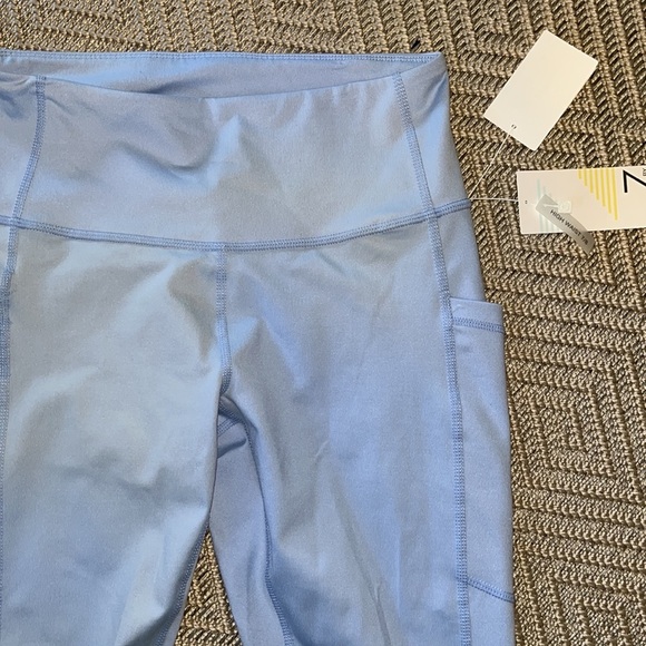 Z BY ZELLA High Rise 7/8 Daily Pocket Leggings In Blue Serenity - Picture 3 of 6